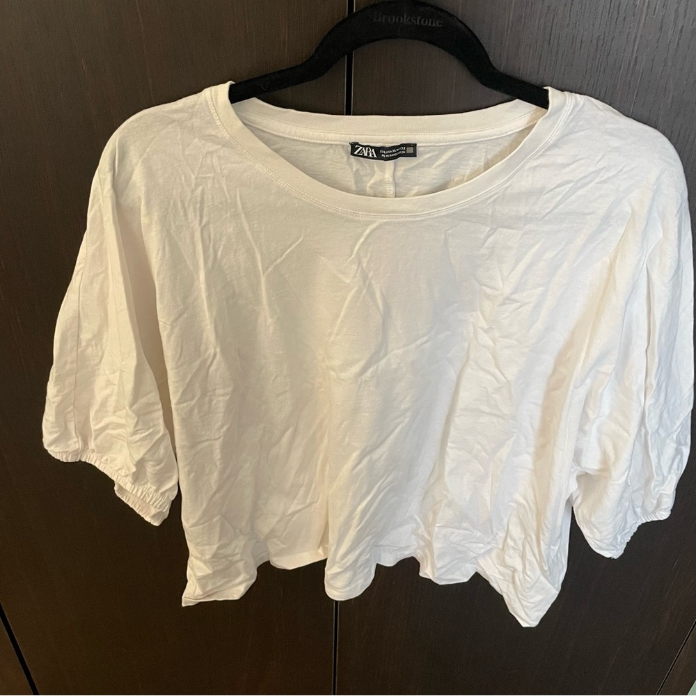 Zara Women's Cream Short Sleeve Tee